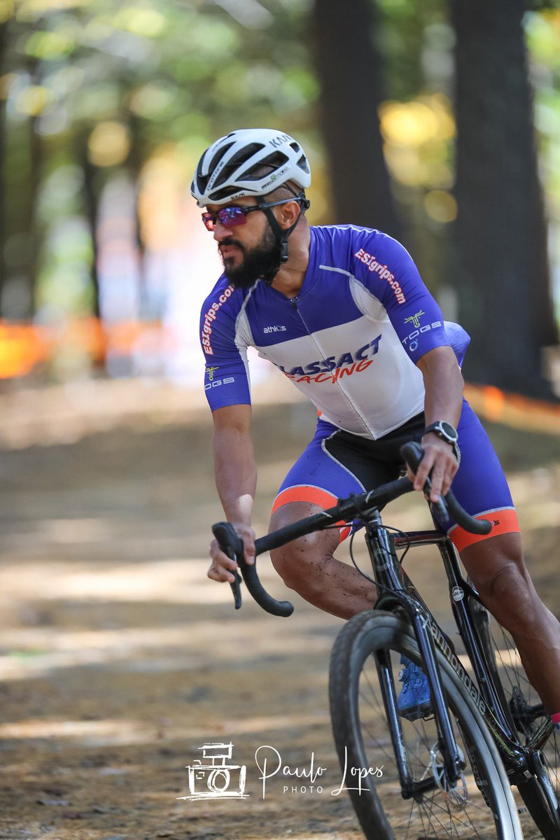 classactracing's tweet photo. #bosscross had it all with a little bit of stairs, climbs and sand. A fun technical course  congratulatios to @lucianoboston first on the day in the Master 40+ CAT 1/2/3. 

#cyclocross #cx https://t.co/35Pnyh1i9C
