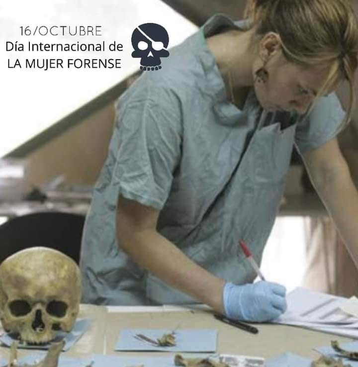 IxchelDeLaLuz's tweet photo. Mi reconocimiento a las brillantes y valientes mujeres que ejercen en todas las áreas forenses auxiliando a la Justicia. ⚖
#DistractinglySexy #girlpower https://t.co/fRUyIErfwX