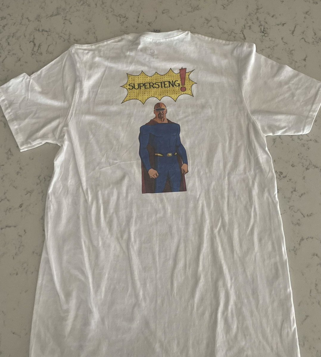 🚨GIVEAWAY🚨: LIKE/RETWEET this tweet for a chance to win the SIXTH EDITION of the StengGang t-shirt. 2️⃣ winners will be announced later this week!