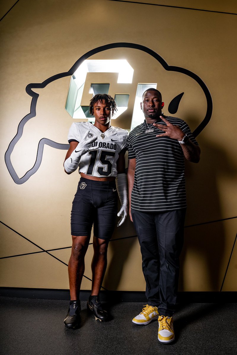Rahim_wright15 (@rahimwright8) on Twitter photo Had a great time on my unofficial visit at The University of Colorado Boulder. 🦬Thank you for the Love & Hospitality!! <a href="/CUBuffsFootball/">Colorado Buffaloes Football</a> <a href="/CUFBRecruit/">Colorado Football Recruiting</a> <a href="/Ballhawk__8/">Armond Hawkins JR “Mondo”</a> <a href="/CoachMaxie/">Coach Brett Maxie</a>
#GoBuffs Had a great time on my unofficial visit at The University of Colorado Boulder. 🦬Thank you for the Love & Hospitality!! <a href="/CUBuffsFootball/">Colorado Buffaloes Football</a> <a href="/CUFBRecruit/">Colorado Football Recruiting</a> <a href="/Ballhawk__8/">Armond Hawkins JR “Mondo”</a> <a href="/CoachMaxie/">Coach Brett Maxie</a>
#GoBuffs