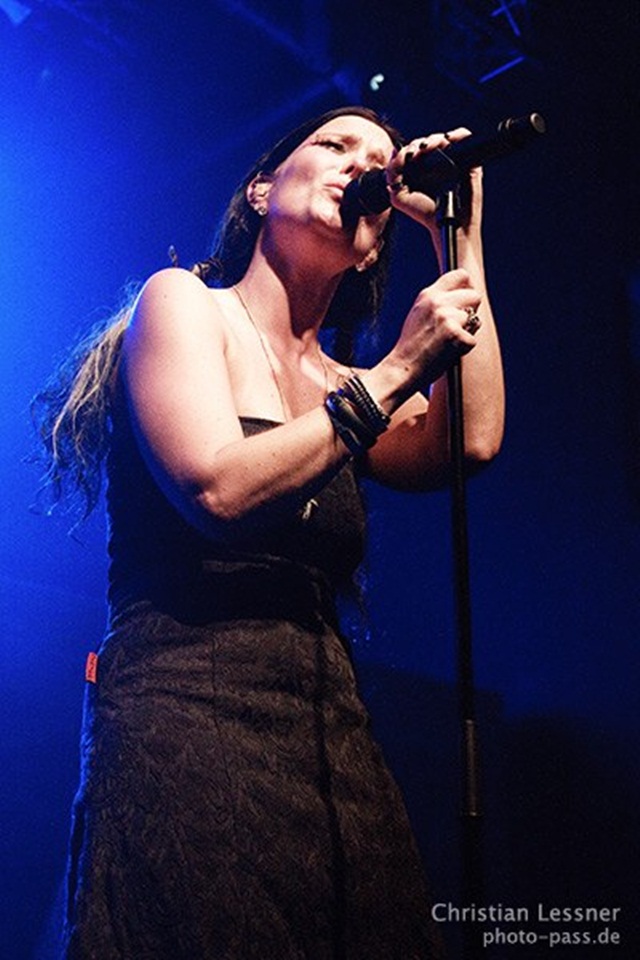 FloorJGoddess's tweet photo. ❤ Anette Olzon  ❤ 

#anetteolzon #Goddess https://t.co/vijzs2Na8z
