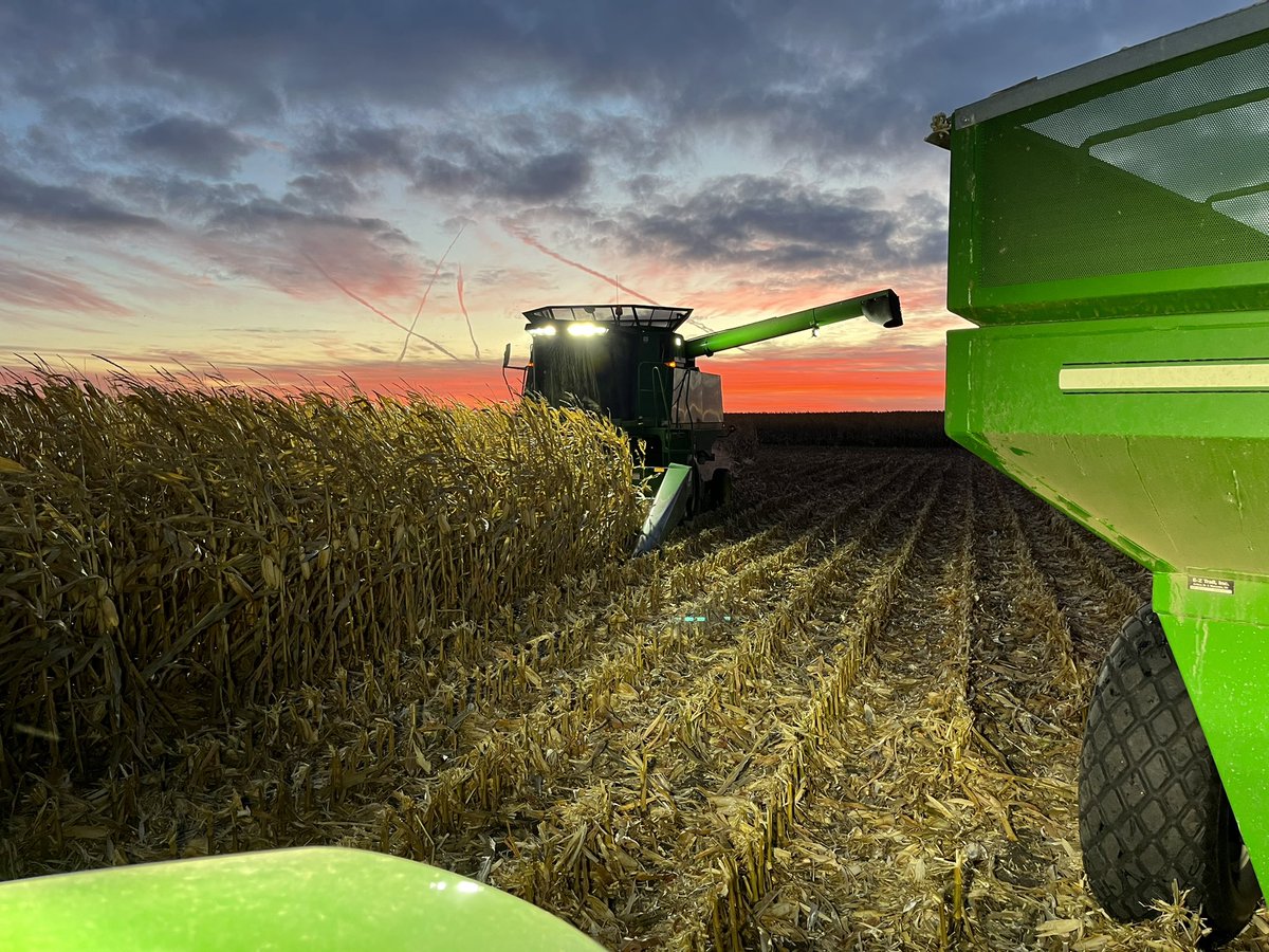 It has been a steady harvest with the end drawing near for harvest22, lots a great data to come! Taking this moment to gaze upon this beautiful sunset and God’s beauty! #harvest22