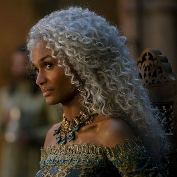 vhagarbunda's tweet photo. Pra mim a melhor caracterização de house of the dragon é a dos velaryon &amp; targaryen-velaryon. O casting foi impecável, as melhores laces são deles, os figurinos, os cenários, tudo em torno deles é perfeito e eles conseguiram transmitir toda grandiosidade da casa eu amei https://t.co/eiwsawtasl