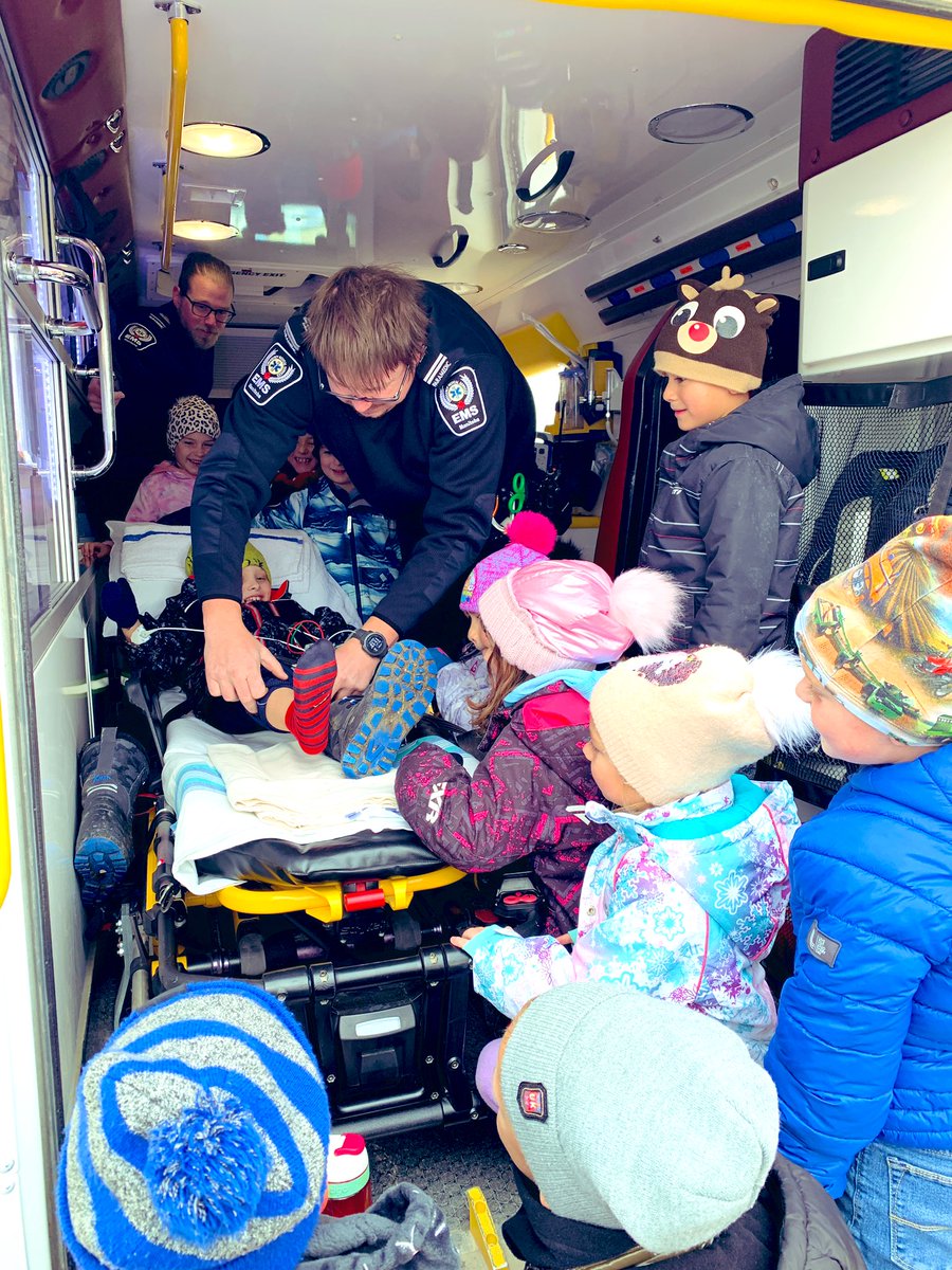 ourstoryroom113's tweet photo. We learned how important it is to know our addresses &amp; family 📞numbers!!   We hope that we don’t ever have to call 911 or have emergency services come to our homes…but we left Friday knowing how truly kind, brave and caring our firefighters, police &amp; paramedics are♥️🚒🚑🚓🚨✨ https://t.co/efyxRcrhfV