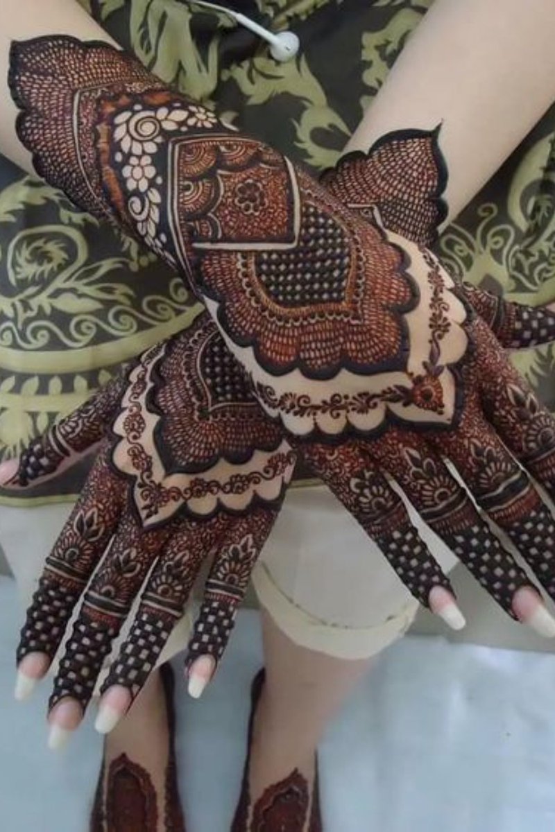 peppynite's tweet photo. With Peppynite, you may hire the Best Mehndi Artist for any special occasion. Call or visit Peppynite right now at 8264098059.
.
#peppynite #mehndi #mehndiartist #bridalmehndi #mehndidesign #mehndidesigns2022 #Bestmehndiartist
https://t.co/aqlhudW8Iv https://t.co/kBw0UHVyKe