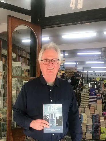hwatsonauthor's tweet photo. The Silo is now available at Glee Books in Glebe. #Gleebooks #crimefiction #TheSilo https://t.co/l1N1gbHd7P