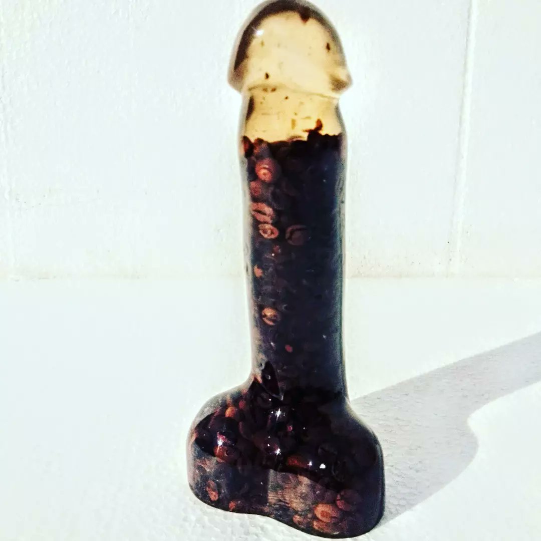 dildosardo's tweet photo. Dildo Sardo special ART, this specimen is dedicated to all COFFEE lovers.  Suck on this and you will be happy all day!  Prototypes made exclusively by ROZZYLINE.
https://t.co/IiXEhIxMf2
#caffè #coffee #lovecoffee #coffeeshop #coffeelover #penis #hard #life #penis #resin #bar https://t.co/uNOe1bVyxu