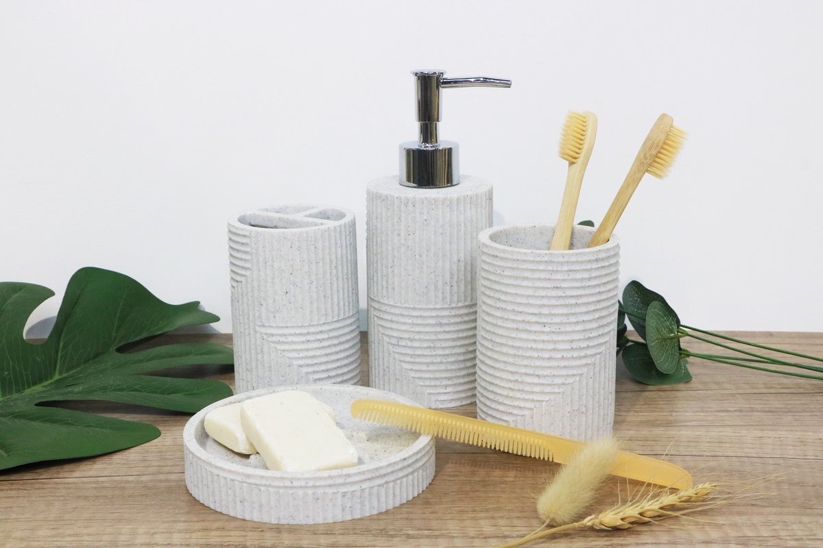 Echo14856483's tweet photo. Aspire 132nd Online Canton Fair😊
We just launched a lot of new items to meet our customers' needs. Welcome to contact me for more details and catalogs.😁
#cantonfair #aspire #bathroom #storagesolutions #bathroomdesign #bathmat https://t.co/f6zbXGTuRr