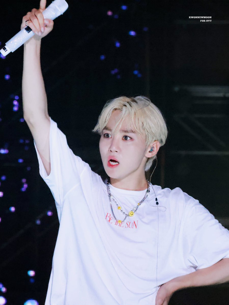 seungkwan as "aju nice" police since 2019 until now👮🤣
(please understand him, he takes this job SERIOUSLY )

a thread;