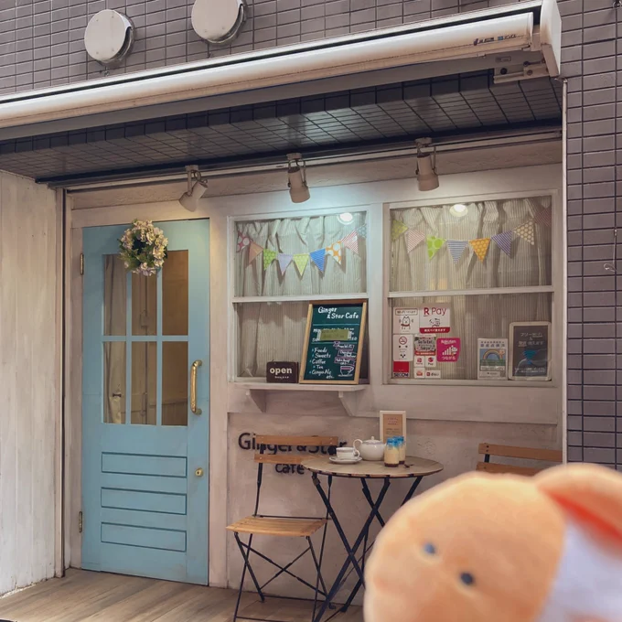 リヴァライ遠征最終日に『ジンジャー&スターカフェ』に行ってきました!料理がとても美味しくて、アイナナファンへのサービスも手厚かった……ありがとう…… 