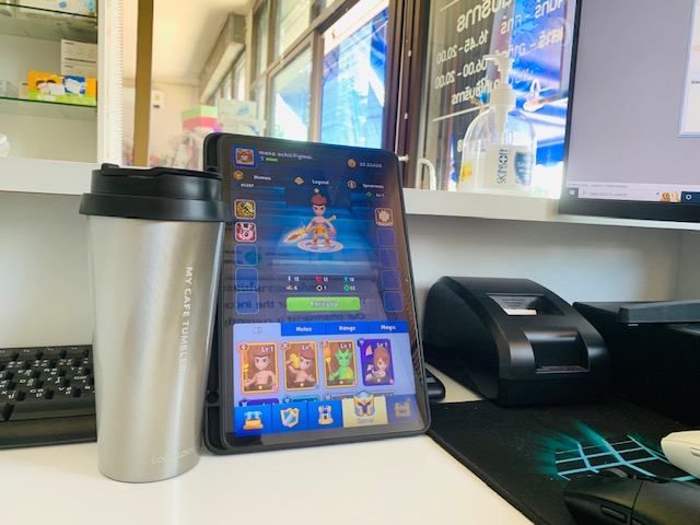 Manonoma5's tweet photo. Work with coffee and my legendary.🔥🚀😆#EternalGlory #EGDailyLife @EternalGlory_io No.99 https://t.co/SdDP6Ar241