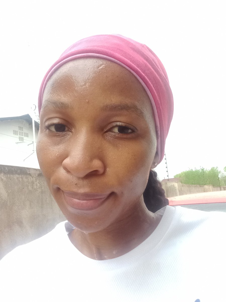 sha2naes's tweet photo. Attacked my Monday like a G 💪
#fitbae
#skonterebae https://t.co/LBM8Ec292q