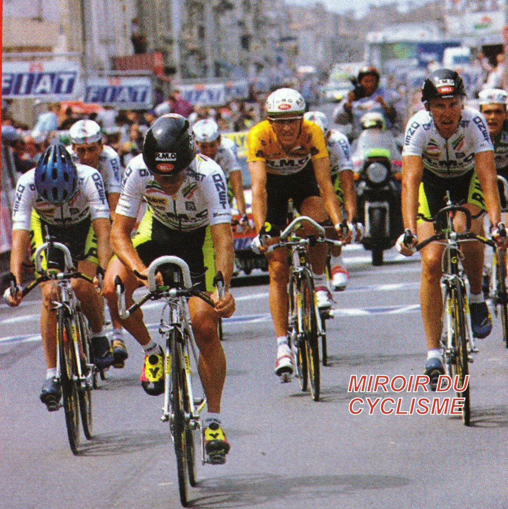Miroir2Cyclisme's tweet photo. L'équipe RMO et le maillot jaune Pascal Lino à l'arrivée du CLM par équipe de Libourne (Tour 1992)
The RMO team and the #yellowjersey Pascal Lino at the finish of the Libourne TTT (#TDF1992)
📸 Henri Besson / MC
#PascalLino #Libourne #TDF #cyclisme #cycling #ciclismo https://t.co/5Gg8ejkAvk