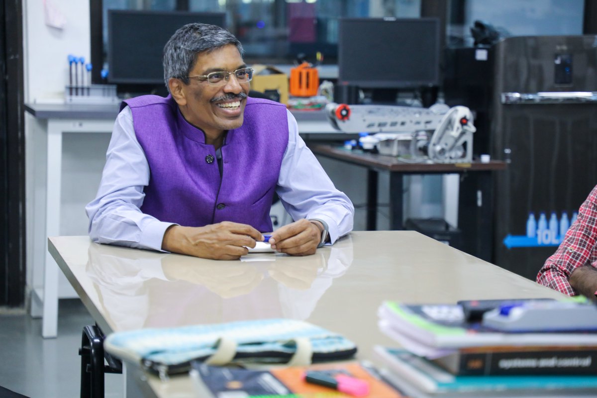 Director, IIT Gandhinagar tweet media
