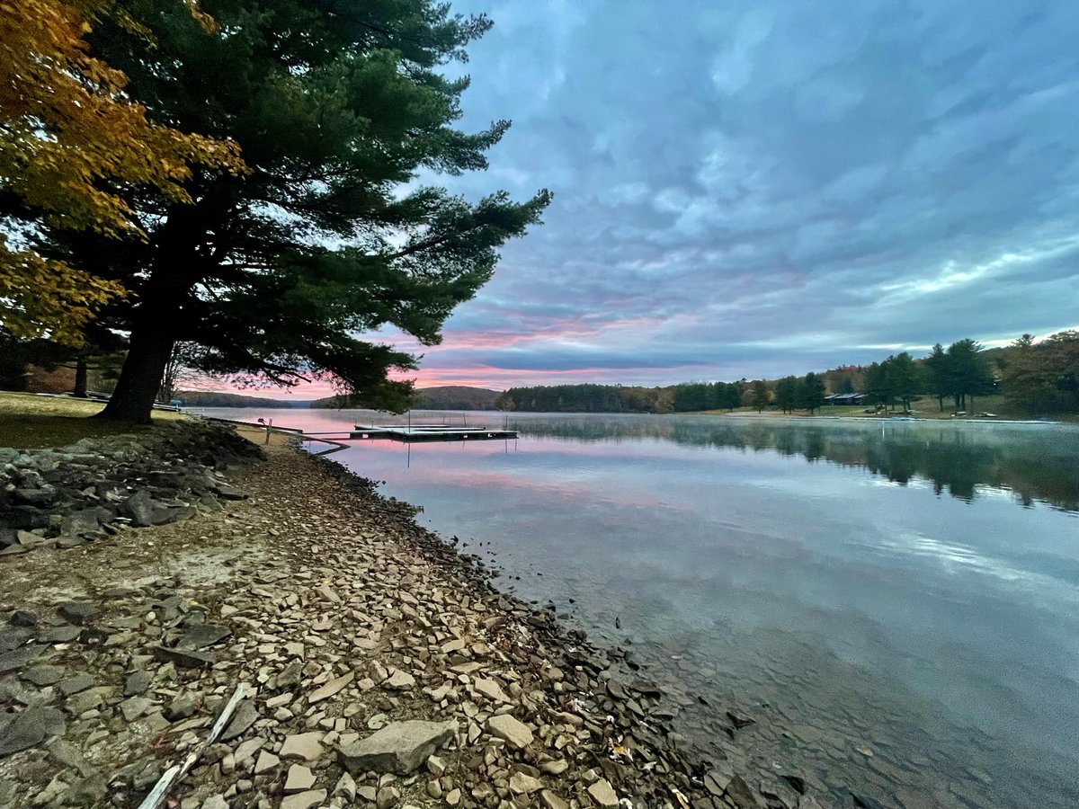 w3ph's tweet photo. The view this morning when I took the dogs out for a walk at 7 AM. The leaves haven’t quite turned yet here, but the sky is making up for it.   ☀️ https://t.co/D98U9Lg1Gq