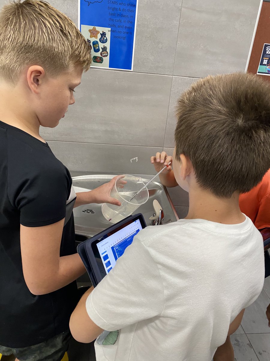 fultondl7's tweet photo. 4th grade scientists learning the importance of temperature monitoring  and patterns by assessing the temp of all the OSE water fountains. #osestars #onelisd #stemed #lisdscience #scienceteacher https://t.co/jzmgVI2fgJ
