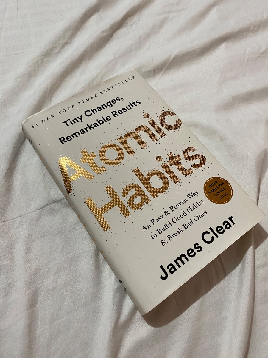 TA3R0TIC's tweet photo. ✦ 𓂋 wts lfb atomic habits book  .ᐟ 

— bought in the bargain reader
— hard cover (org price 980)
— condi 8.5/10 (has some highlights on specific pages)
— payo / 3days reserve
— ₱500 https://t.co/jcnaxizJ39