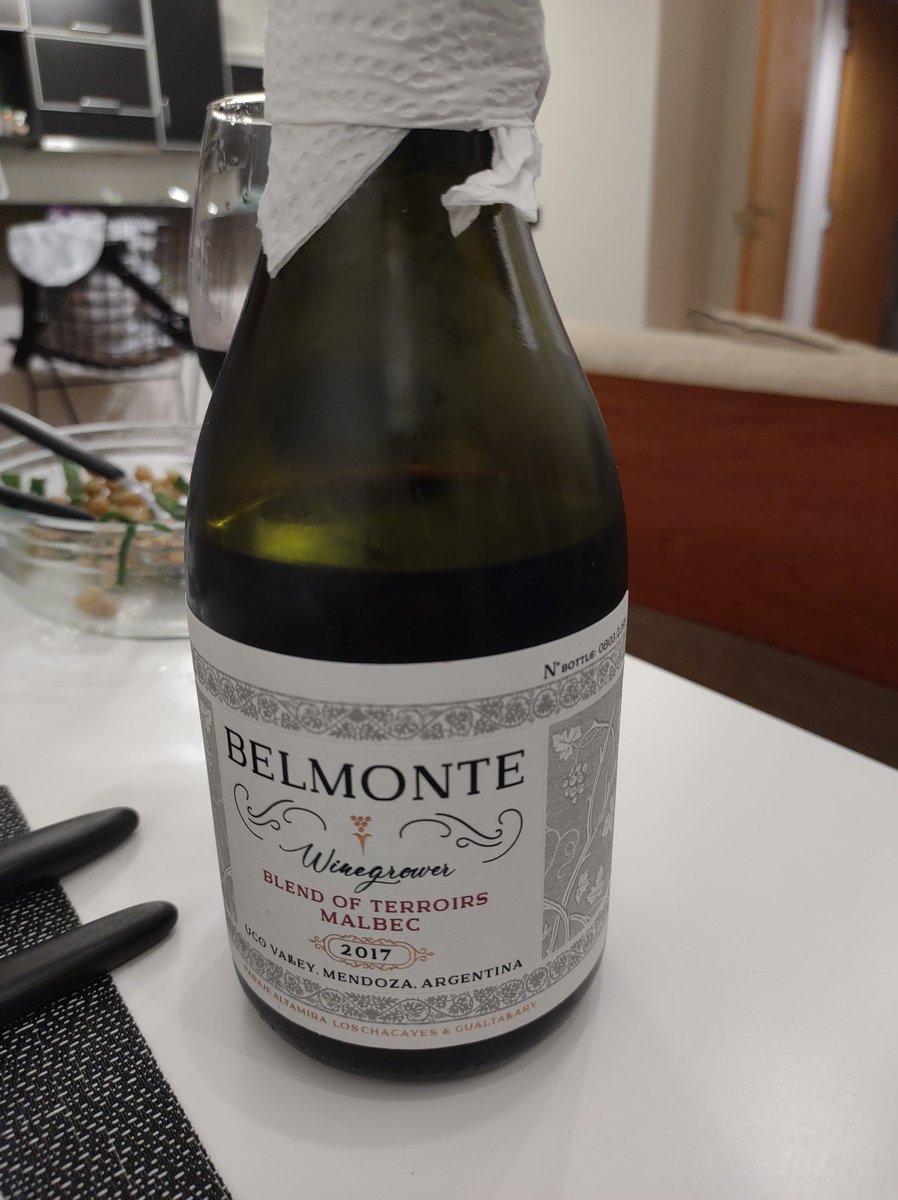 AndresSzmid's tweet photo. Con esta recomendación te pasaste @VinotecaMRWines ... Muy bueno https://t.co/fin0pS6QjZ