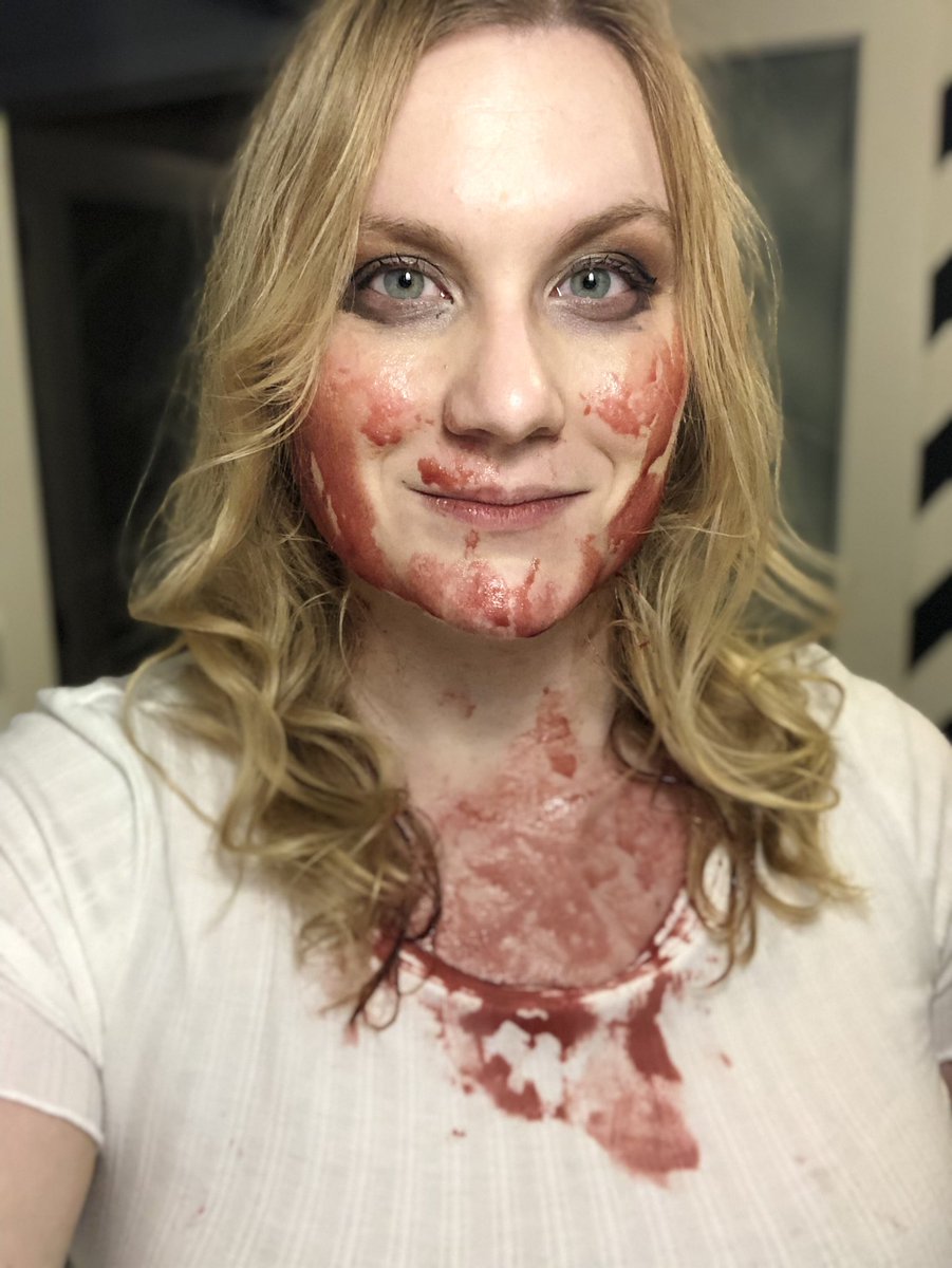 RebeccATTACK16's tweet photo. Please vote for me!!! https://t.co/Zx6EBCePLf #faceofhorror #HorrorCommunity #horror https://t.co/oVFl5IUNQ2