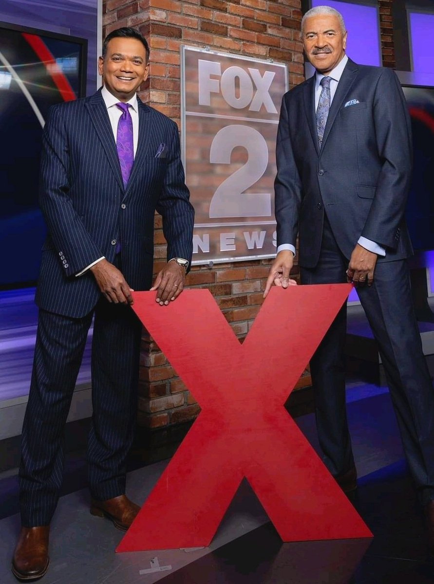 rooprajfox2's tweet photo. Excited to share the stage with @Huelfox2 on October 26th for @TEDxDetroit. We'll be talking about our 30 plus year friendship that began with a phone call. I invited him to be a guest on a TV show I was doing. We'll be talking about meaningful mentorships.  Hope you can join! https://t.co/qfBKWuR1oL