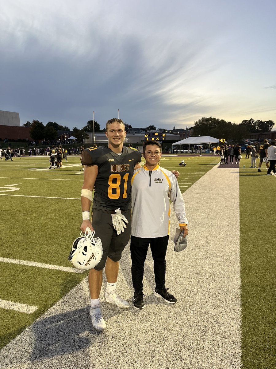 CoachJSalazar's tweet photo. “Any man's finest hour, his greatest fulfillment to all he holds dear, is that moment when he has worked his heart out in a good cause and lies exhausted on the field of battle - VICTORIOUS.” -Vince Lombardi
Quincy #SuperBacks battled for the Rock Show! #PEWAV 🔥⚔️🦅🎸 https://t.co/Qg5HgTtMc3