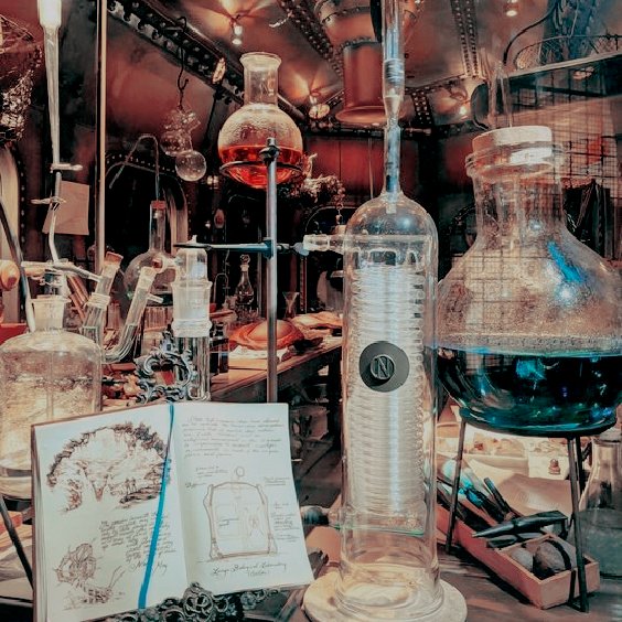 𝗖𝗛𝗥𝗜𝗦𝗧𝗢𝗣𝗛𝗘𝗥 𝗟𝗜𝗚𝗛𝗧𝗪𝗢𝗢𝗗

┊› 𝖦𝖺𝖻𝗋𝗂𝖾𝗅 + 𝖢𝖾𝖼𝗂𝗅𝗒'𝗌 𝗌𝗈𝗇.
┊› 𝖠𝗇𝗇𝖺 𝖺𝗇𝖽 𝖠𝗅𝖾𝗑𝖺𝗇𝖽𝖾𝗋'𝗌 𝖻𝗋𝗈𝗍𝗁𝖾𝗋.
┊› 𝟣/𝟦 𝗈𝖿 𝗍𝗁𝖾 𝖬𝖾𝗋𝗋𝗒 𝖳𝗁𝗂𝖾𝗏𝖾𝗌.
┊› 𝖲𝖼𝗂𝖾𝗇𝖼𝖾 𝖾𝗇𝗍𝗁𝗎𝗌𝗂𝖺𝗌𝗍.

↺ + ღ