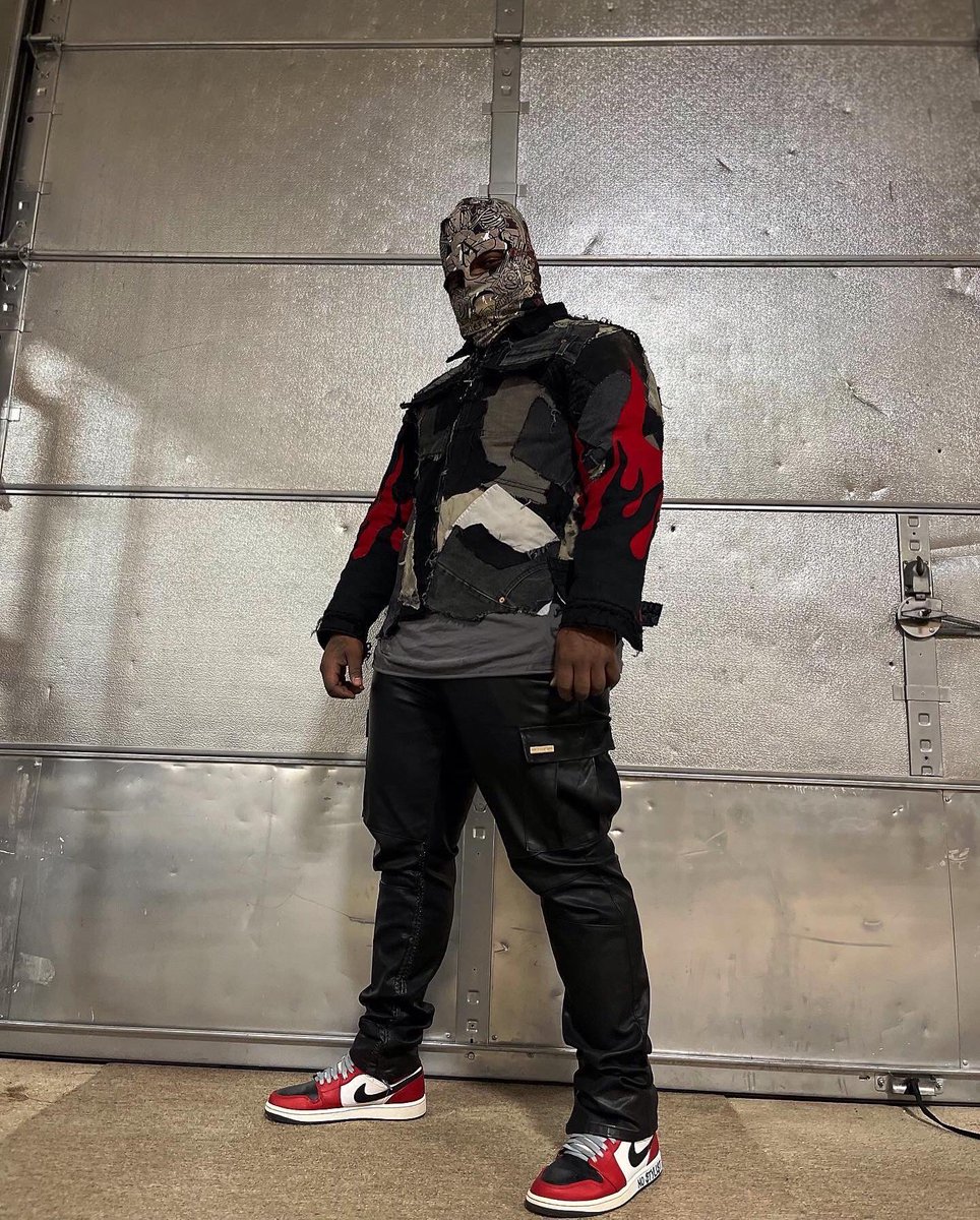 BWJ_21's tweet photo. #LLBank 🕊💔🖤 https://t.co/51nW5FwfHM