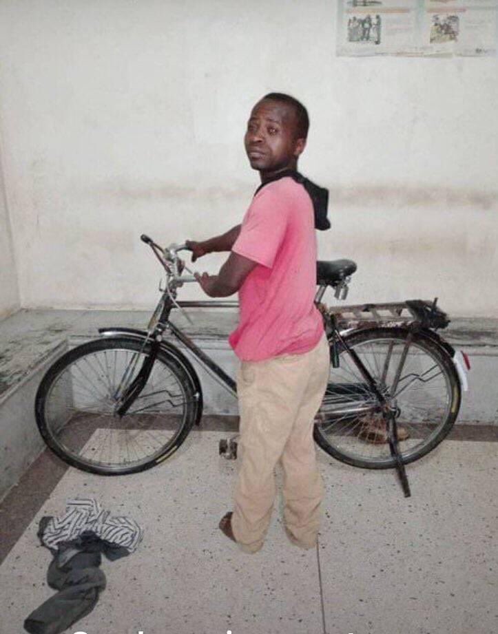 MarshalBwana's tweet photo. Kisoro legend 😅
You remember him? https://t.co/yYynUtLgnY