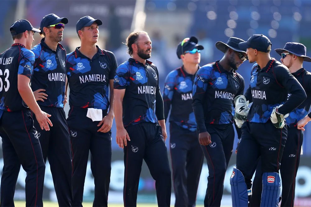 shashankasrao's tweet photo. 6% of Namibia's population is white, and the rest is black. The team has 9/11 (80%+) players who are white. What is happening with the selection? #NAMvsSL https://t.co/GE4joxtKJS