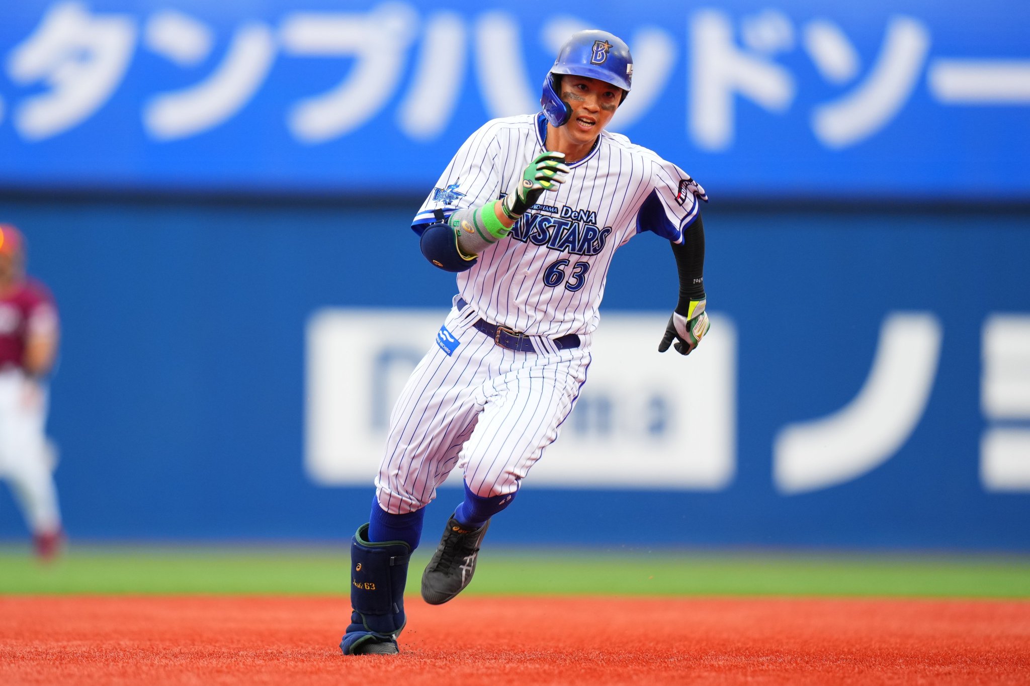 崖柏木(ヤーベイ木)、ターコイズ 決定づけ の 2連 ブレス
