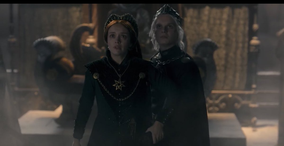 altairavbreck's tweet photo. Mi Rhaenys preciosa hizo que todos los putos verdes cagaran aguado. ¡LA AMO!

#HOTD 
#housetargaryen 
#HouseOfTheDragon 
#HouseOfTheDragonHBO https://t.co/xZj70T6hE3