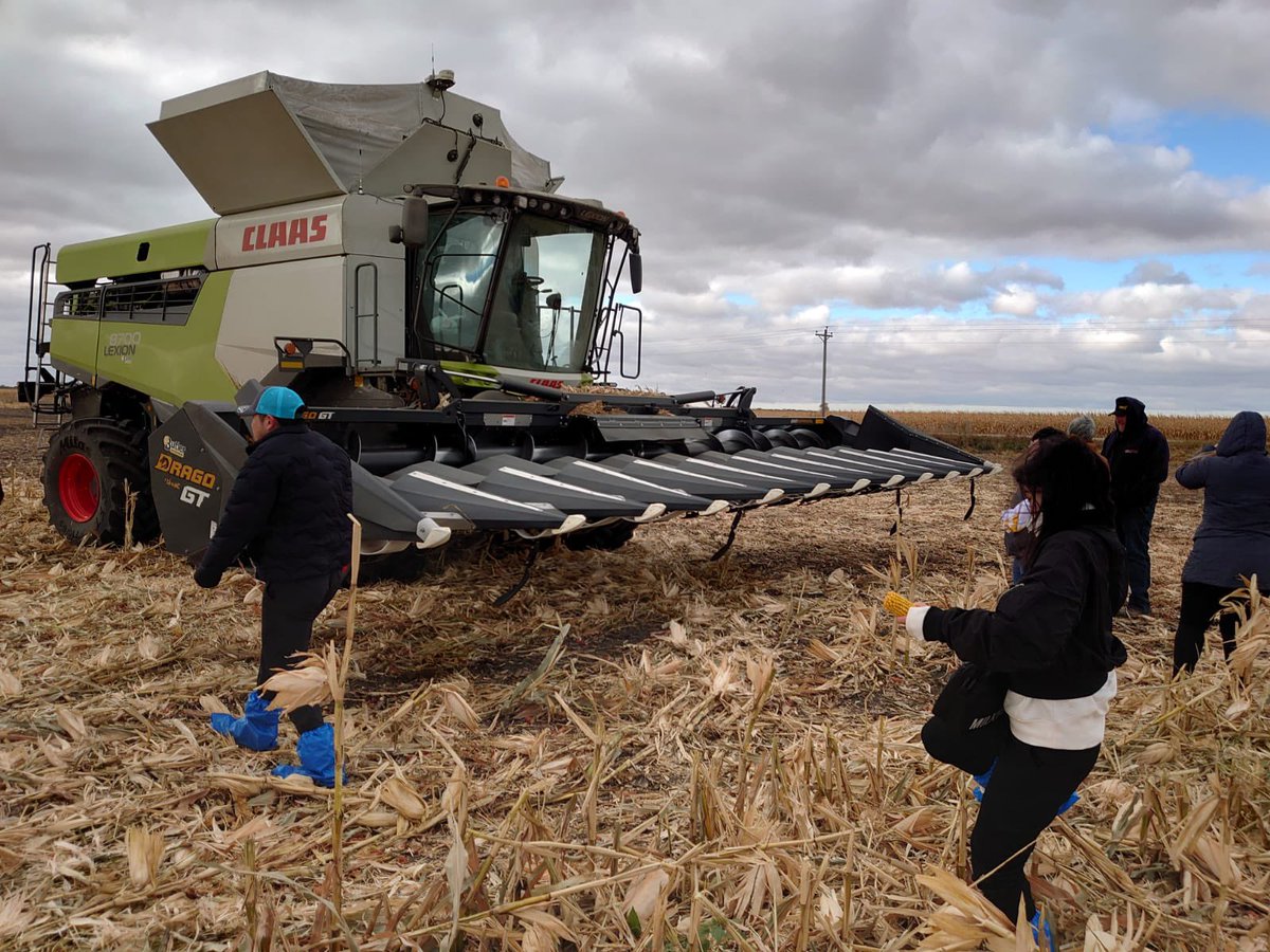 usgc_jpn's tweet photo. 40 degrees windy day in ND at Justine Quindt farm, but enjoyed combine ride. Thank you @ndcorn for hosting this Japan trade team. @usgc #ExEx22 https://t.co/doASJRaPaF