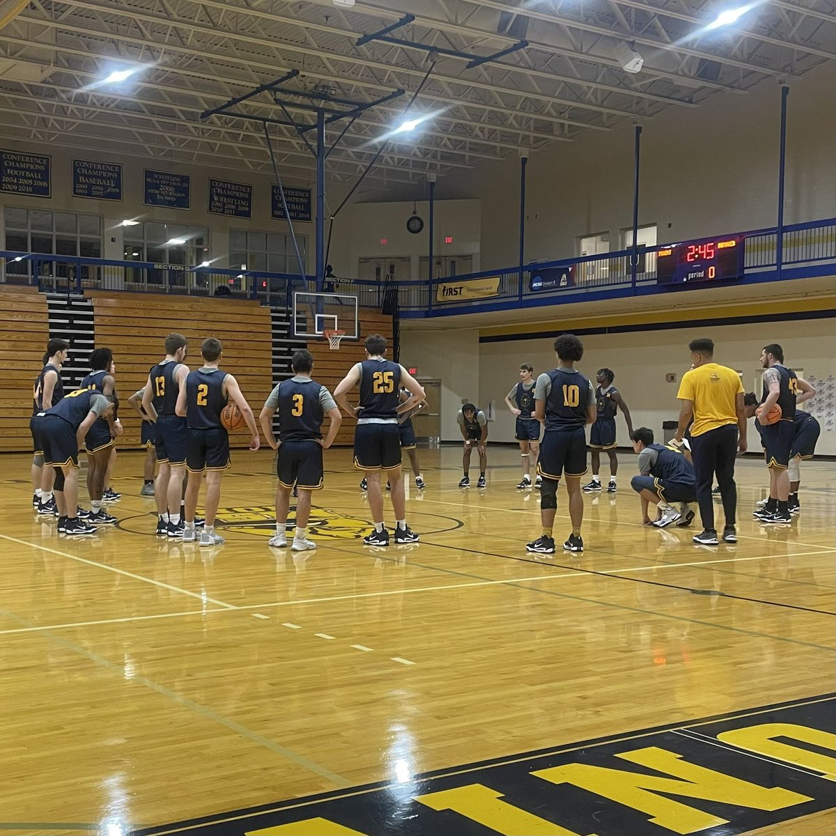 Mount Basketball tweet media