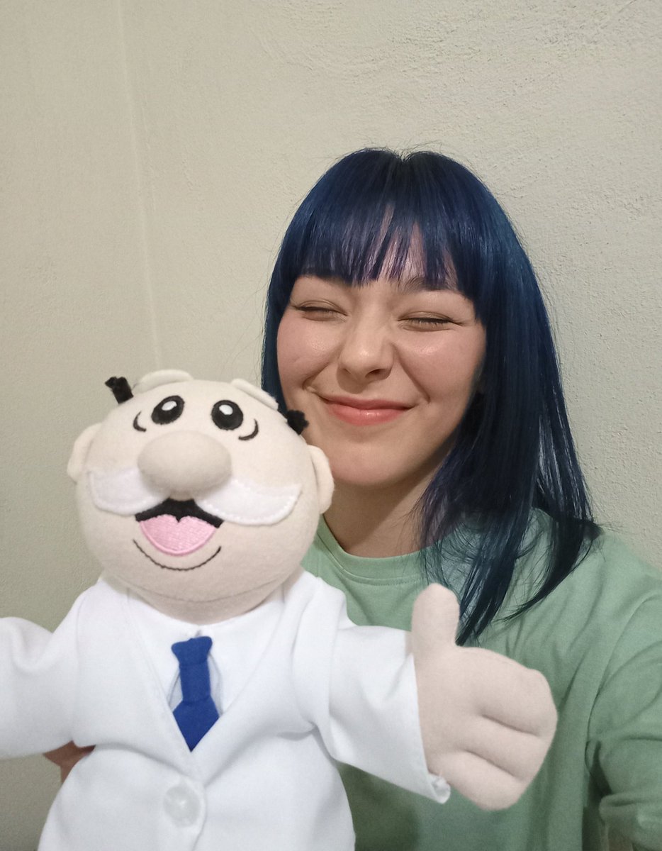 real4LINE's tweet photo. Pelo y simi reveal💙
-🐱
#JELLY #4LINE https://t.co/nd1GcLM4Ue