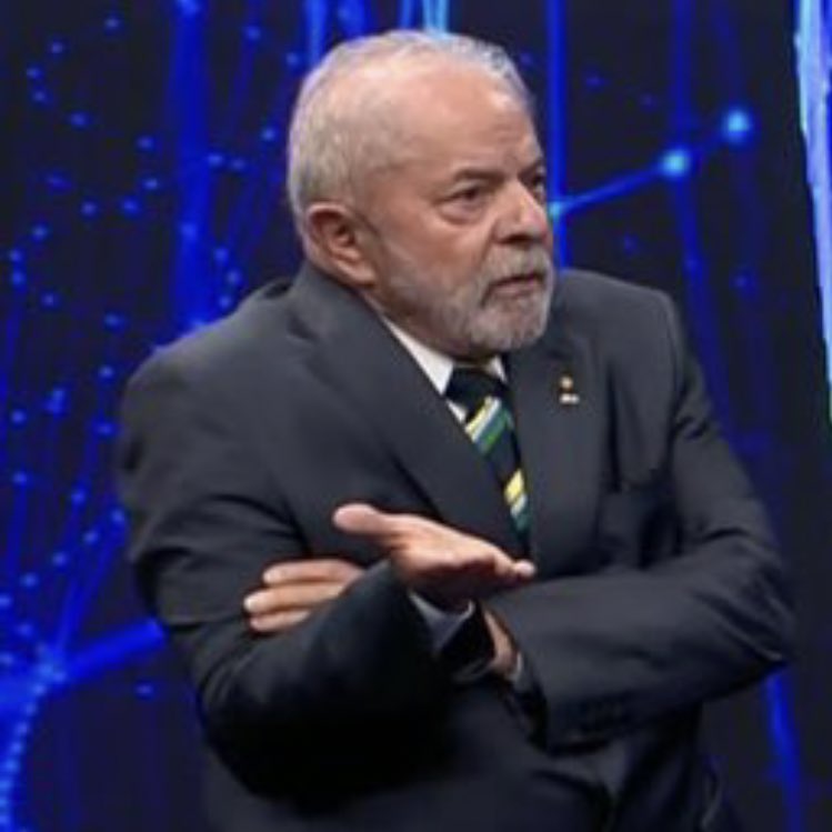 mqng15's tweet photo. O nine é para lá de lendário kkk.. fabricando memes em tempo recorde naturalmente, para não deixar os produtores de conteúdo sem material. https://t.co/LdmvCl7C33