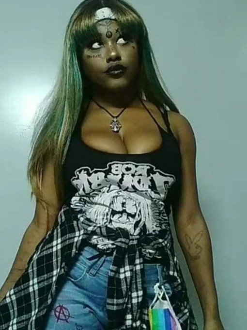 Jinx The Black Barbie Vixen 🖤 https://t.co/JjShhP1FYM<a href="/tag/taekook"class="tags"><span>#taekook</span></a>