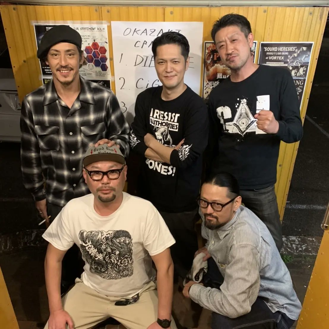 98Celstar's tweet photo. 昨晩のOKAZAKI CRASHER
九狼吽 & KiM SPLIT ALBUM
「Fighting our upsets」レコ発岡崎編
皆さんありがとうございました!!
やっぱり楽しいっすね!!
#九狼吽
#kimhc
#CiG
#DIEAUDE
#DJENO
#okazakicrasher
#岡崎 https://t.co/eb3SS8jXAJ