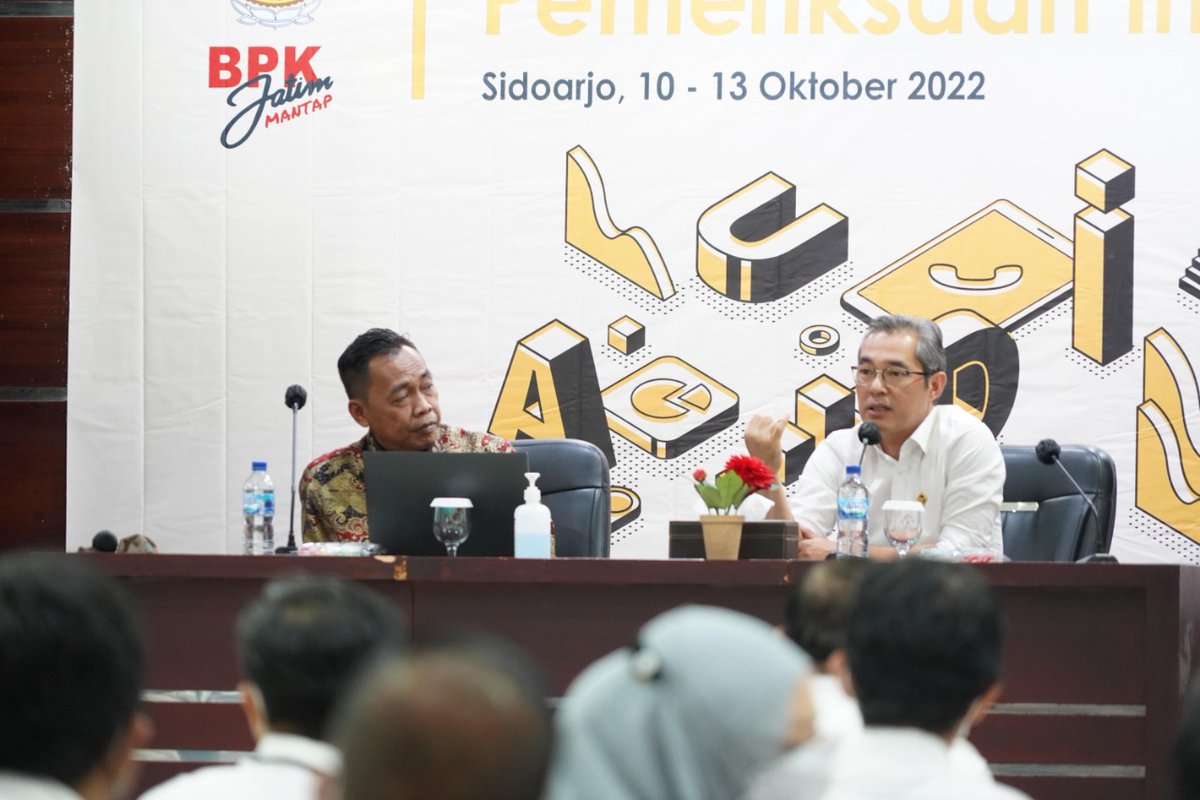 bpkrijatim's tweet photo. Bersiap laksanakan Pemeriksaan Kepatuhan atas Belanja Daerah, BPK Jatim bekali Pemeriksa Pelatihan Teknis Pemeriksaan Infrastruktur, Senin(10/10/2022)
lengkap pada https://t.co/tvsYAPkdzO
#PDTT #pemeriksaanbelanjadaerah
#bpkri #bpkjatim #banggamelayanibangsa #bpkjatimmantap https://t.co/mO2KtTktkx