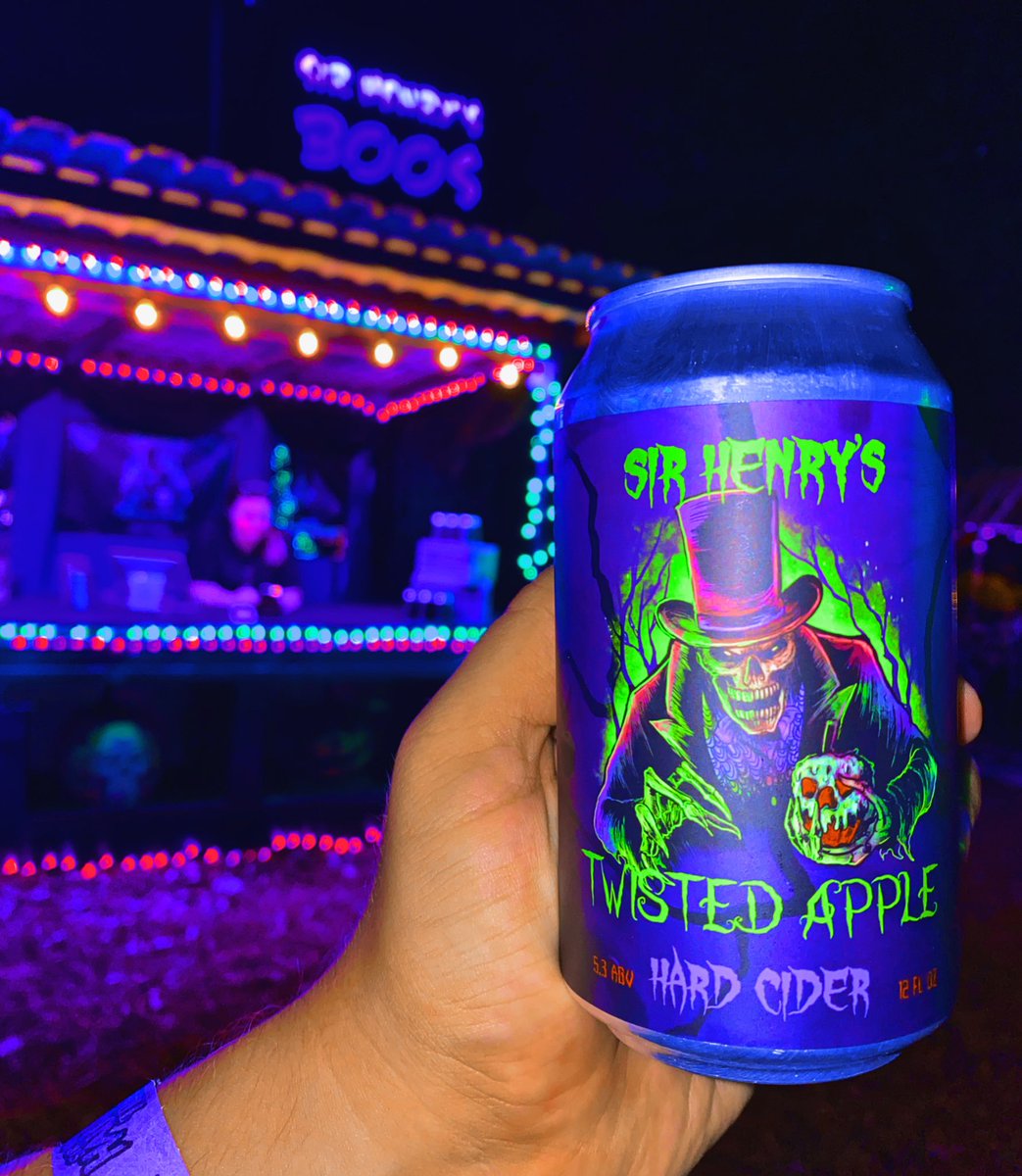 Sir Henry’s Brings A New Twist, To An Apple A Day… With His Twisted Apple Hard Cider Baby!!! 🍎💀🎩
.
#HardCider #SirHenrysTwistedApple #TwistedApple #Spooky #Halloween
#AppleCider #SirHenrysHauntedTrail #KeelFarmsAgrarian #HauntedTrail #HauntedHouse #SirHenrys 💀🎩