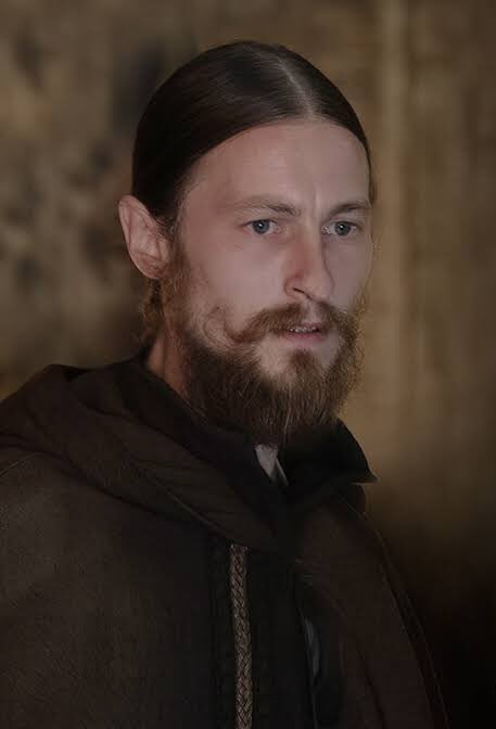 altairavbreck's tweet photo. La vida nos enseña que no se puede confiar en alguien que tenga un bigote así, incluso si es tu hermano.

#HOTD 
#housetargaryen 
#HouseOfDragon 
#HouseOfTheDragonHBO https://t.co/Uhq78jqY4B
