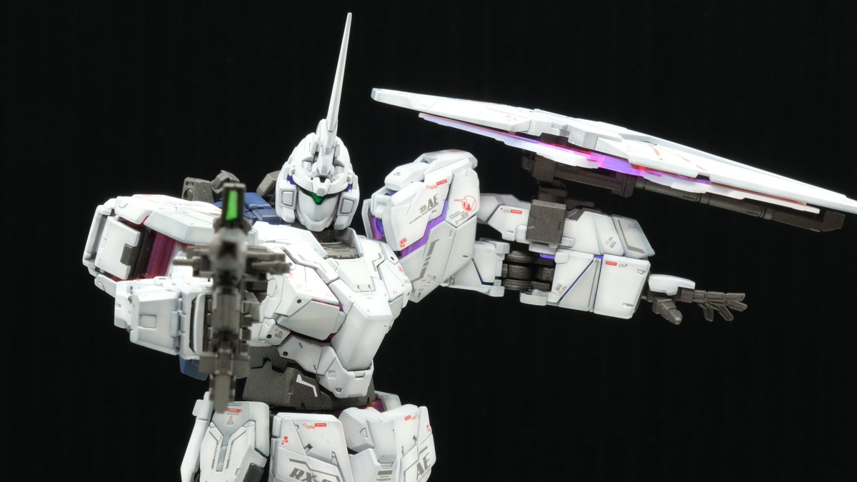 vysaga02's tweet photo. Name: RX-0 Unicorn Gundam (Unicorn Mode)
Series: Mobile Suit Gundam Unicorn
Manufacturer: Bandai

#gundam #mobilesuit #mobilesuitgundam #plasticmodel #gunpla #plamo #hobby #hobbykit #modelkit #bandai #mecha #anime #ガンダム #ガンプラ #プラモデル #アニメ @BandaiHobbyUS https://t.co/ae4YVTLxvT