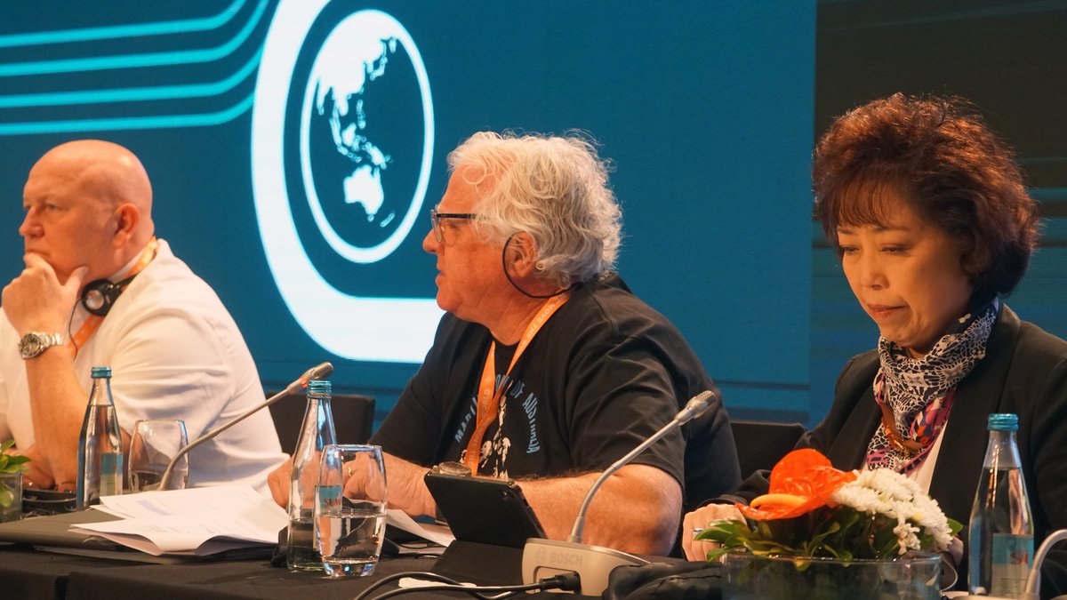 ITFglobalunion's tweet photo. ITF President & @MaritimeUnionAU National Secretary Paddy Crumlin: "No one is better placed to build a global and powerful movement that builds better workplaces, a better society and a better world by leveraging across the supply chain than the ITF." #ITFAP22 https://t.co/CcV3gKbcto