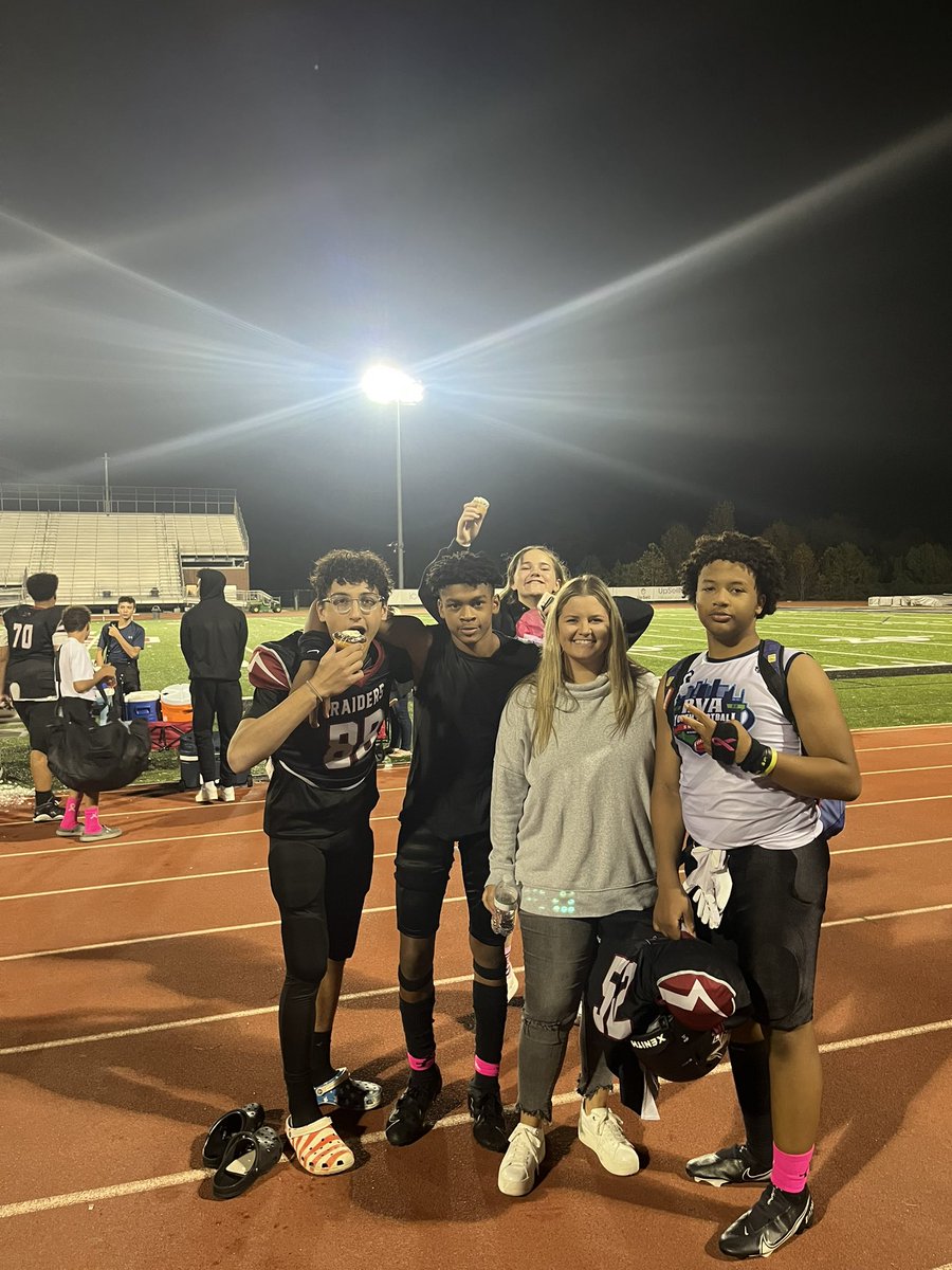 amberbeancarr's tweet photo. Many thanks to the Alpharetta Junior Raiders for hosting educators and their families. I’ve always been big supporter of student-athletes! #thewebbway https://t.co/dcuN8NuiEU