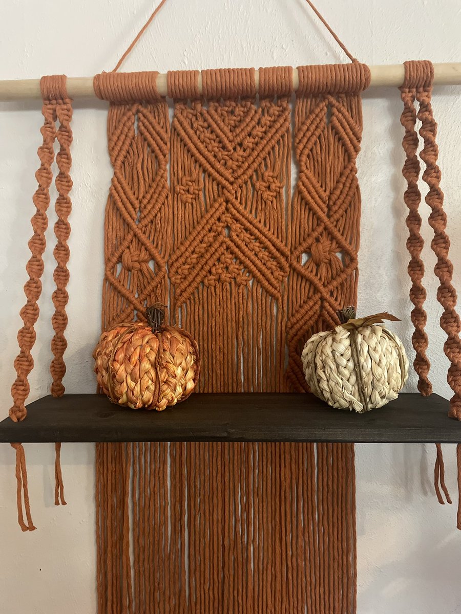 knotteddesignco's tweet photo. Latest custom shelf 🖤 https://t.co/NLlDPpIc24
