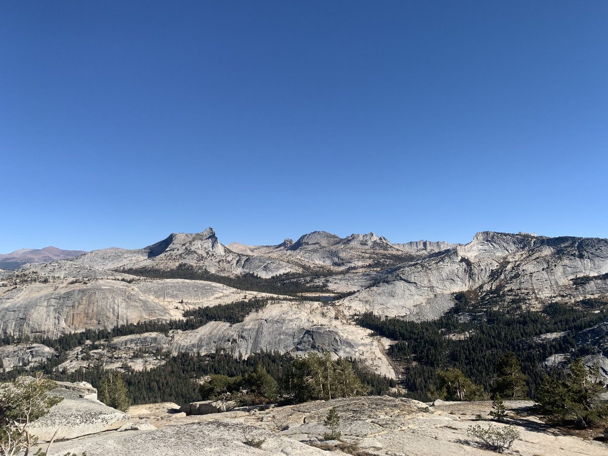 notbarbara12's tweet image. Scrambled up Polly Dome, and saw some #goodfire to the north &amp;amp; south. Yay to normalization of #managedfire ! The amount of holding features this landscape has certainly helps, &amp;amp; not everyone has the opportunity to manage fire in this way for many reasons; there’s a lot to unpack.