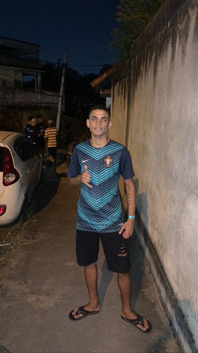 RYANZIIN_70's tweet photo. +2 Na rlk , bem parado Rss🥋🏌️‍♂️🤪 https://t.co/3LztikOTNq