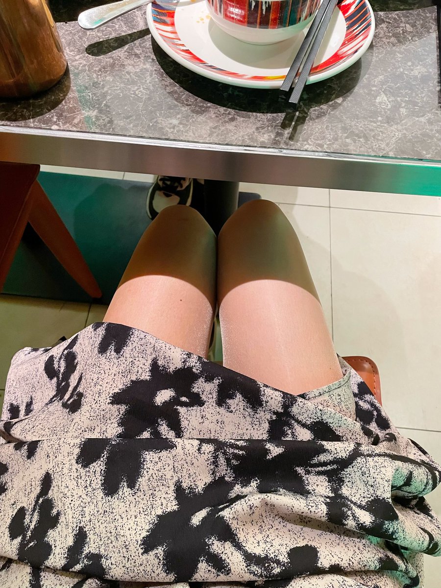 昨天和认识3年的会员大哥吃饭的拍的，大哥一晚上都没心思吃饭，哈哈！ https://t.co/CRpR6dcdHu