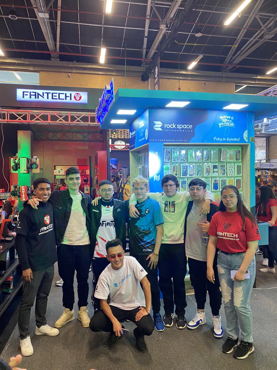 nexoarena's tweet photo. Genial lo que vivimos en #SOFA2022 en las finales de la Liga Nexo, no todo salió como planeamos pero fue una experiencia enriquecedora para nosotros como Staff y para todo los Equipos.

Nos vemos en la 2nd Season 2023!

#TeamColombia 🏆
#Kowai 🥈
@ScrubDivision 
@ContraEsportsgg https://t.co/sLcir36Zif