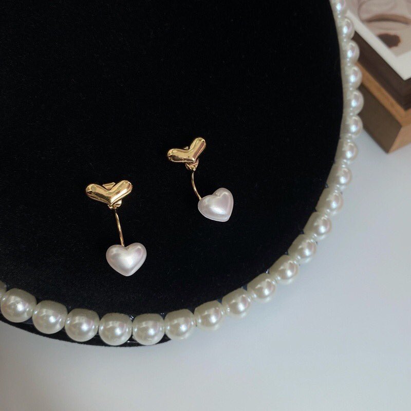 Alice_Abear's tweet photo. : heart earrings🤍✨
❥ มีแต่แบบเจาะน้า
♡ Price 49.-
♡ ซื้อ3ชิ้นขึ้นไปส่งฟรี(คละได้ทั้งร้าน)
#aliceabear_earrings
#aliceabear_earhook

#เครื่องประดับ #กำไล #ต่างหูหนีบ #สร้อยข้อมือ #สร้อยคอ #แฟชั่น #ต่างหูมุก #ต่างหูดอกไม้ #ต่างหูผีเสื้อ #ต่างหูผลไม้ #ต่างหูโบว์ #ต่างหูหัวใจ https://t.co/TCGjKRCwFH