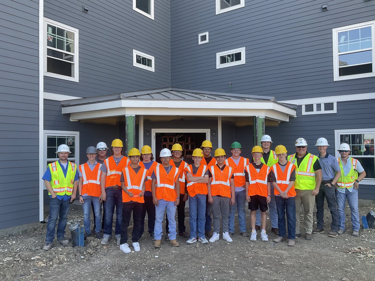Our students had the opportunity to tour a multi-family construction site with <a href="/SVCCDallas/">Spring Valley Const.</a> THANK YOU for investing in our future construction leaders! <a href="/burleson_cte/">Burleson ISD CTE</a> <a href="/BurlesonISD/">BurlesonISD</a> <a href="/TEXOAssociation/">TEXOAssociation</a> <a href="/BuildYourFuture/">Build Your Future</a>